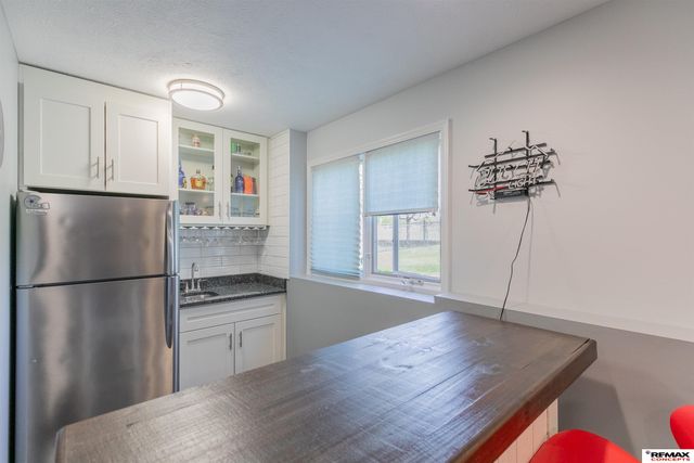 7410 Helen Witt Drive, Lincoln, NE 68512