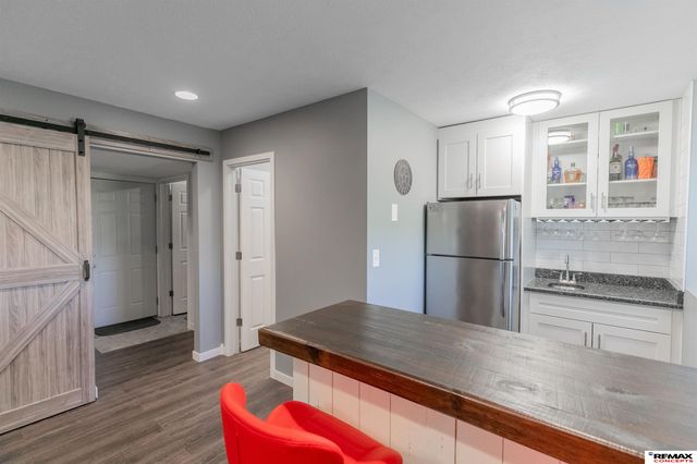 7410 Helen Witt Drive, Lincoln, NE 68512