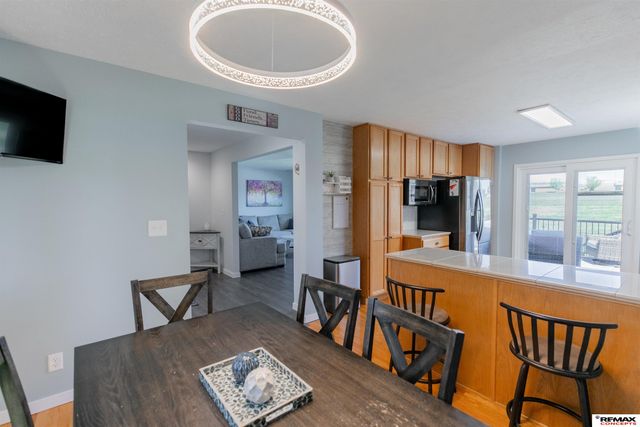 7410 Helen Witt Drive, Lincoln, NE 68512