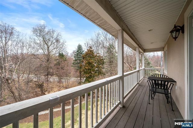 53 Kristin Place, Old Tappan, NJ 07675