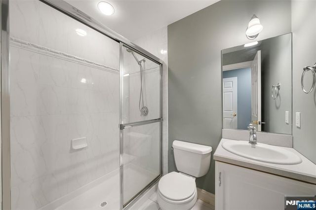 53 Kristin Place, Old Tappan, NJ 07675