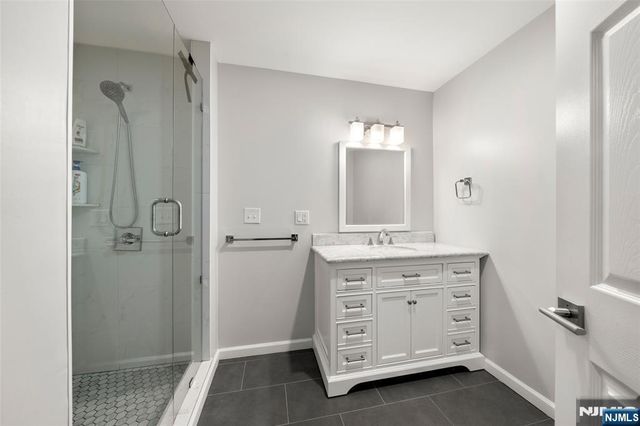 53 Kristin Place, Old Tappan, NJ 07675