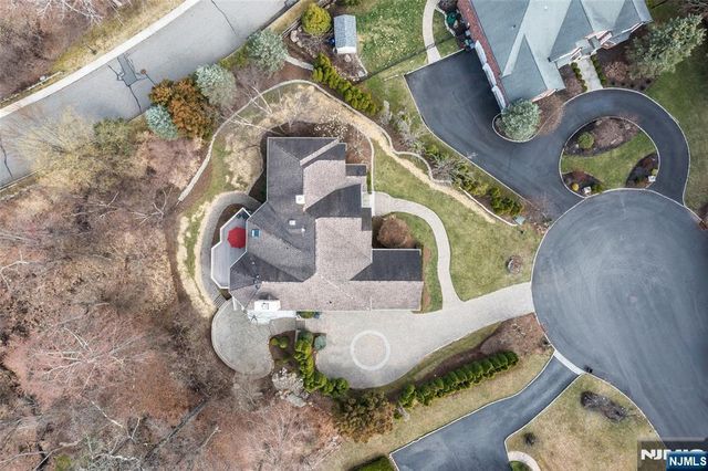 53 Kristin Place, Old Tappan, NJ 07675