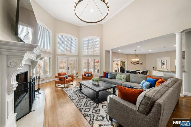 53 Kristin Place, Old Tappan, NJ 07675