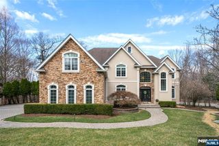 53 Kristin Place, Old Tappan, NJ 07675
