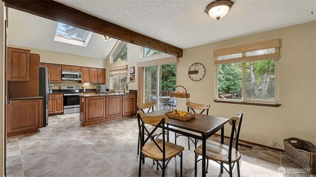 17621 157th Avenue SE, Renton, WA 98058