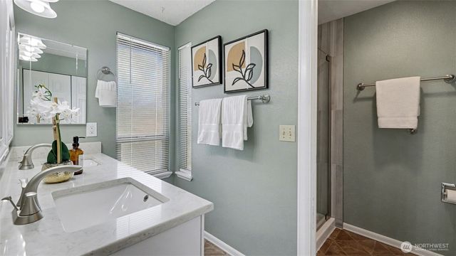 17621 157th Avenue SE, Renton, WA 98058