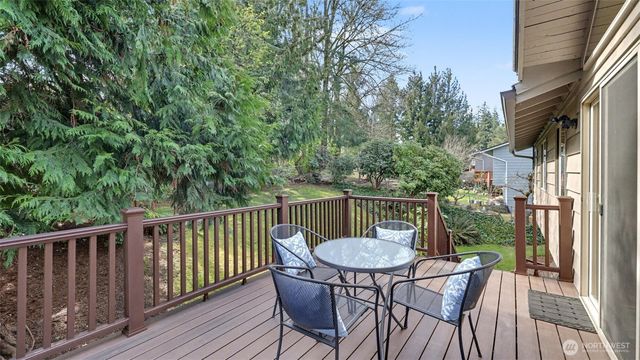 17621 157th Avenue SE, Renton, WA 98058