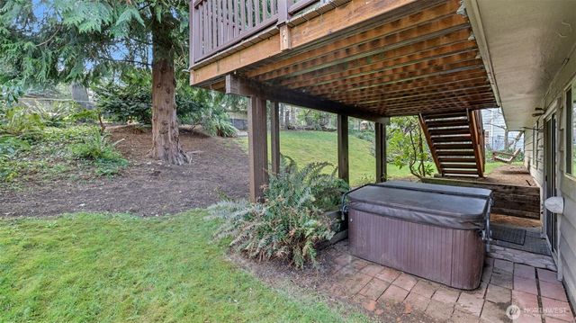 17621 157th Avenue SE, Renton, WA 98058