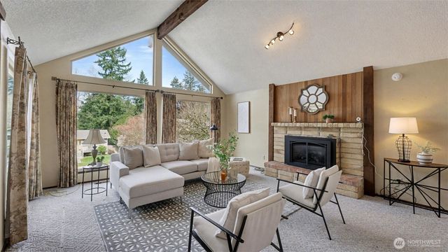 17621 157th Avenue SE, Renton, WA 98058