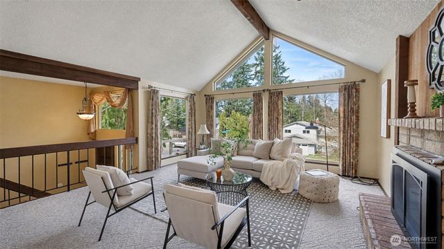 17621 157th Avenue SE, Renton, WA 98058