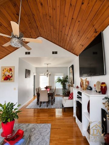 252 Elizabeth Dr, Ludlow, MA 01056