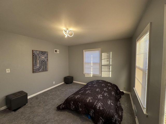 2336 W Lawn AVENUE, Milwaukee, WI 53209