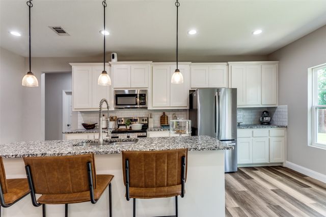 108 Magnolia Estates Street, Crowley, TX 76036