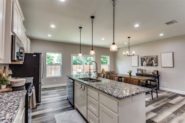 108 Magnolia Estates Street, Crowley, TX 76036