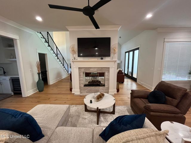423 W Oak Circle, Madison, MS 39110