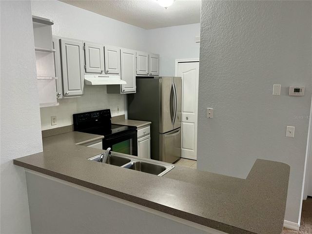 1100 LAKE SHADOW CIRCLE 2103, Maitland, FL 32751