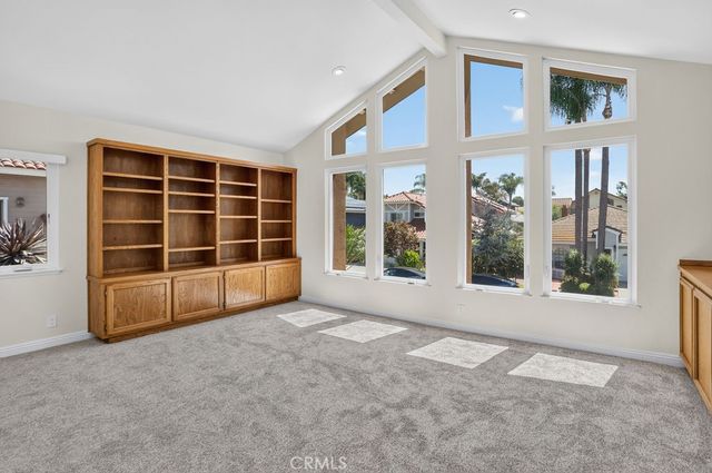 5 Ramada, Irvine, CA 92620