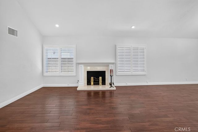 5 Ramada, Irvine, CA 92620