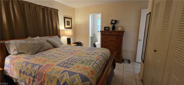 5036 E Tradewinds Cir, La Belle, FL 33935