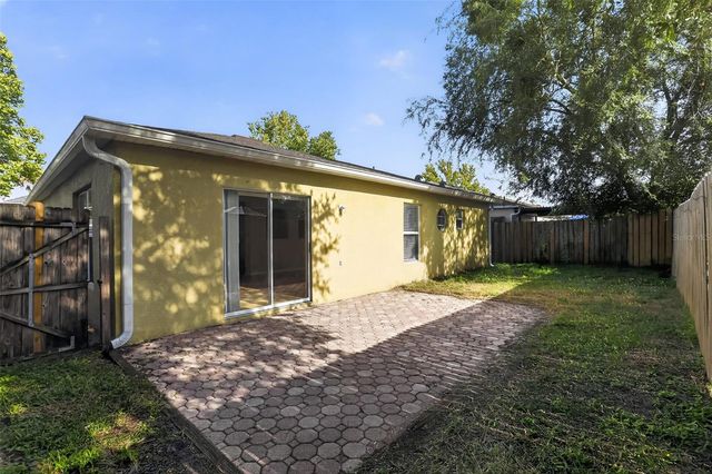 1080 AMANDA KAY CIRCLE, Sanford, FL 32771