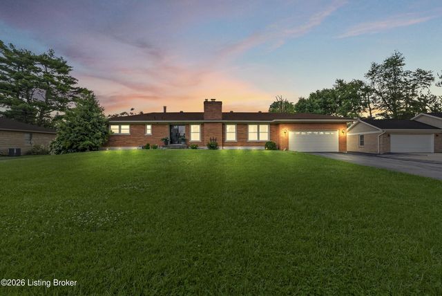 5003 S Watterson Trail, Louisville, KY 40291