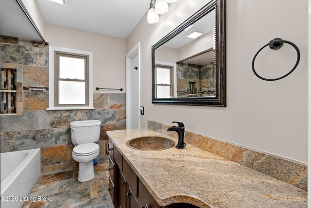 5003 S Watterson Trail, Louisville, KY 40291