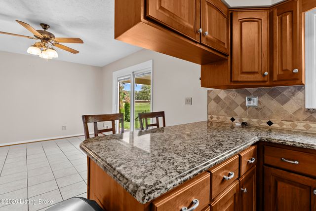 5003 S Watterson Trail, Louisville, KY 40291