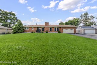 5003 S Watterson Trail, Louisville, KY 40291