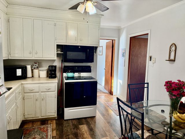 1119 Bellshire Dr, Nashville, TN 37207