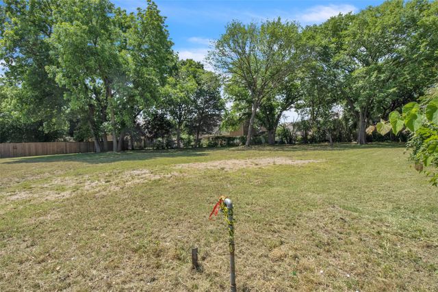 3900 N Garland Avenue, Garland, TX 75040