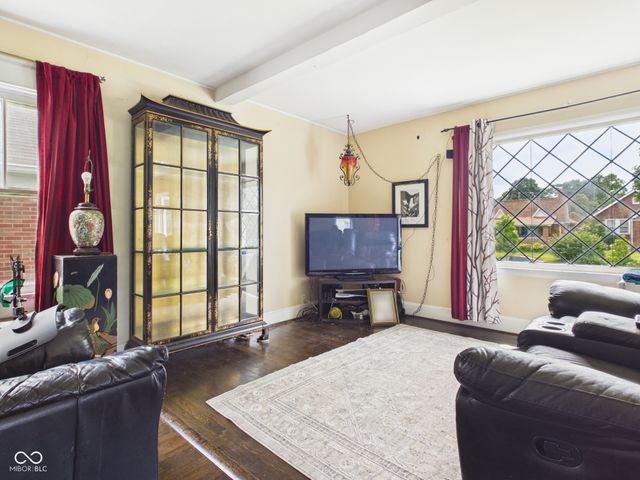 829 N Lesley Avenue, Indianapolis, IN 46219