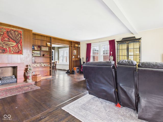 829 N Lesley Avenue, Indianapolis, IN 46219