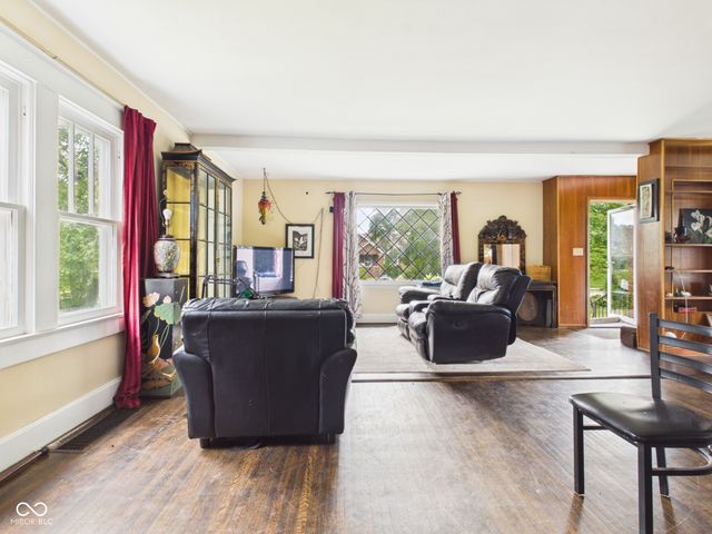 829 N Lesley Avenue, Indianapolis, IN 46219
