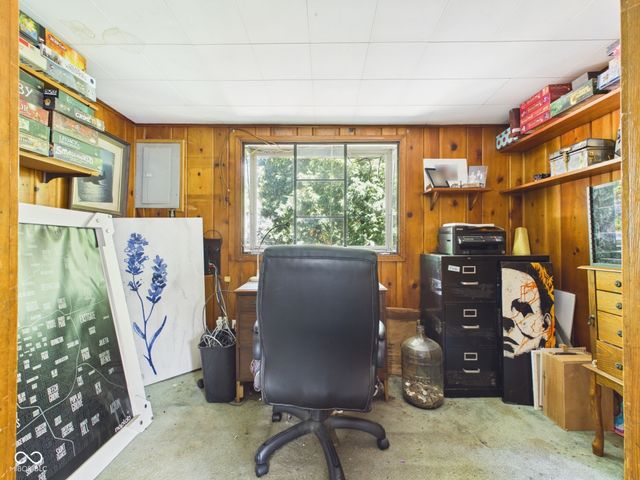 829 N Lesley Avenue, Indianapolis, IN 46219