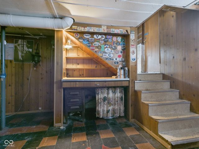 829 N Lesley Avenue, Indianapolis, IN 46219