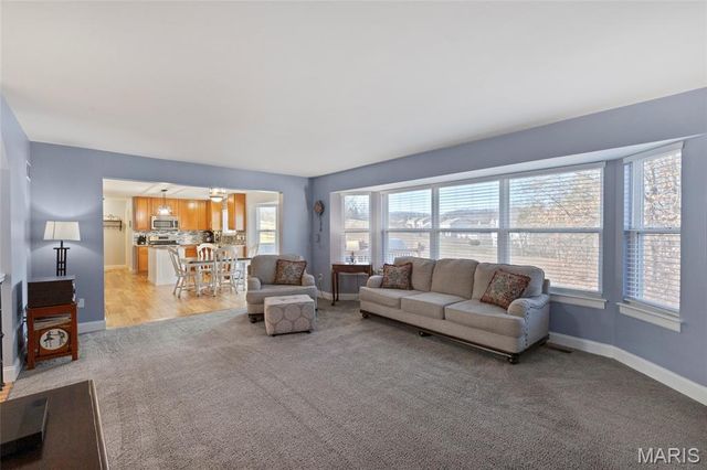 1012 Baypointe Drive, Imperial, MO 63052