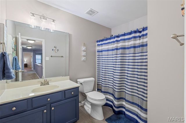 1012 Baypointe Drive, Imperial, MO 63052