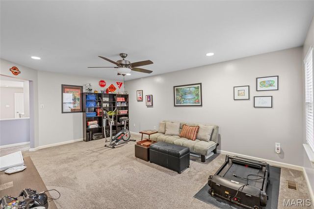 1012 Baypointe Drive, Imperial, MO 63052