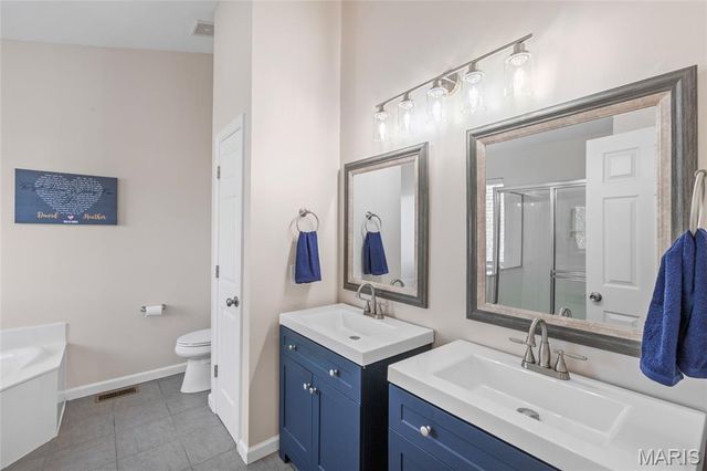 1012 Baypointe Drive, Imperial, MO 63052