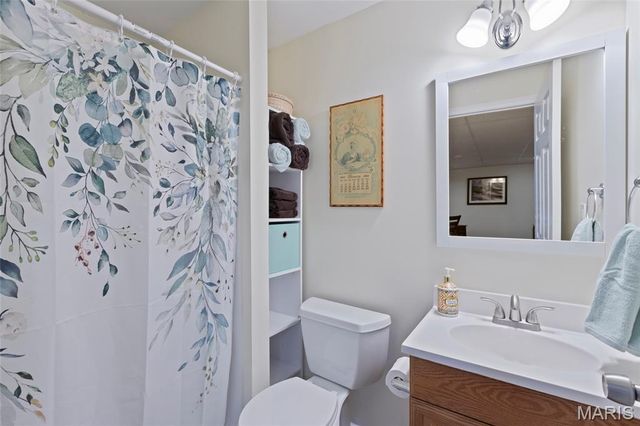 1012 Baypointe Drive, Imperial, MO 63052