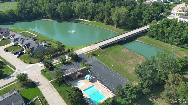 1012 Baypointe Drive, Imperial, MO 63052