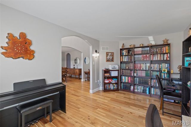 1012 Baypointe Drive, Imperial, MO 63052