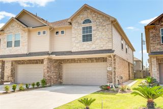 527 Dr Martin Luther King Jr Drive D, La Porte, TX 77571