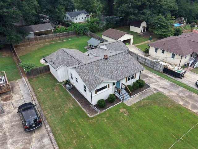 979 Oakview Drive SE, Smyrna, GA 30080