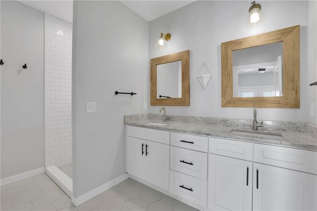 979 Oakview Drive SE, Smyrna, GA 30080