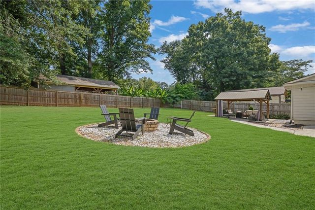 979 Oakview Drive SE, Smyrna, GA 30080