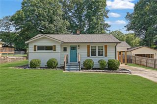 979 Oakview Drive SE, Smyrna, GA 30080