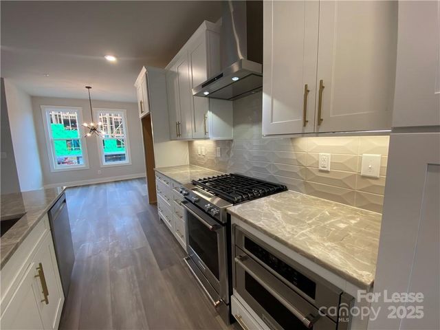 627 W Tremont Avenue, Charlotte, NC 28203