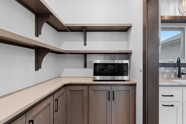 837 RIVERS, De Pere, WI 54115